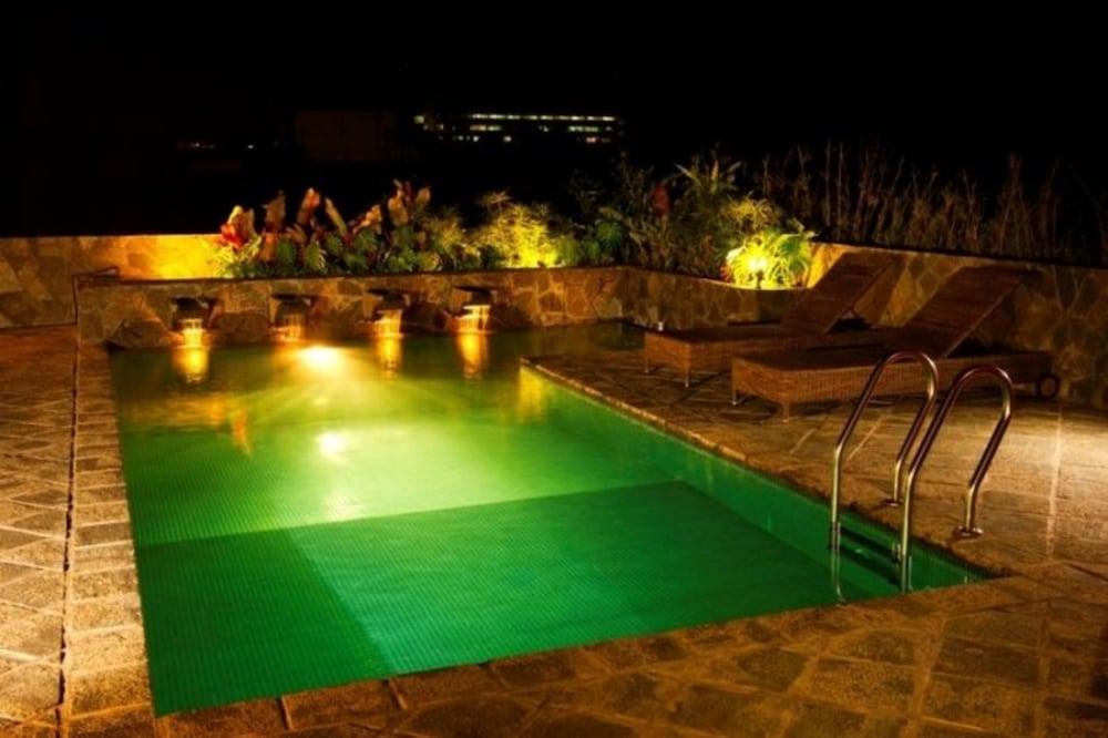 Zylan Colombo Hotel Bagian luar foto